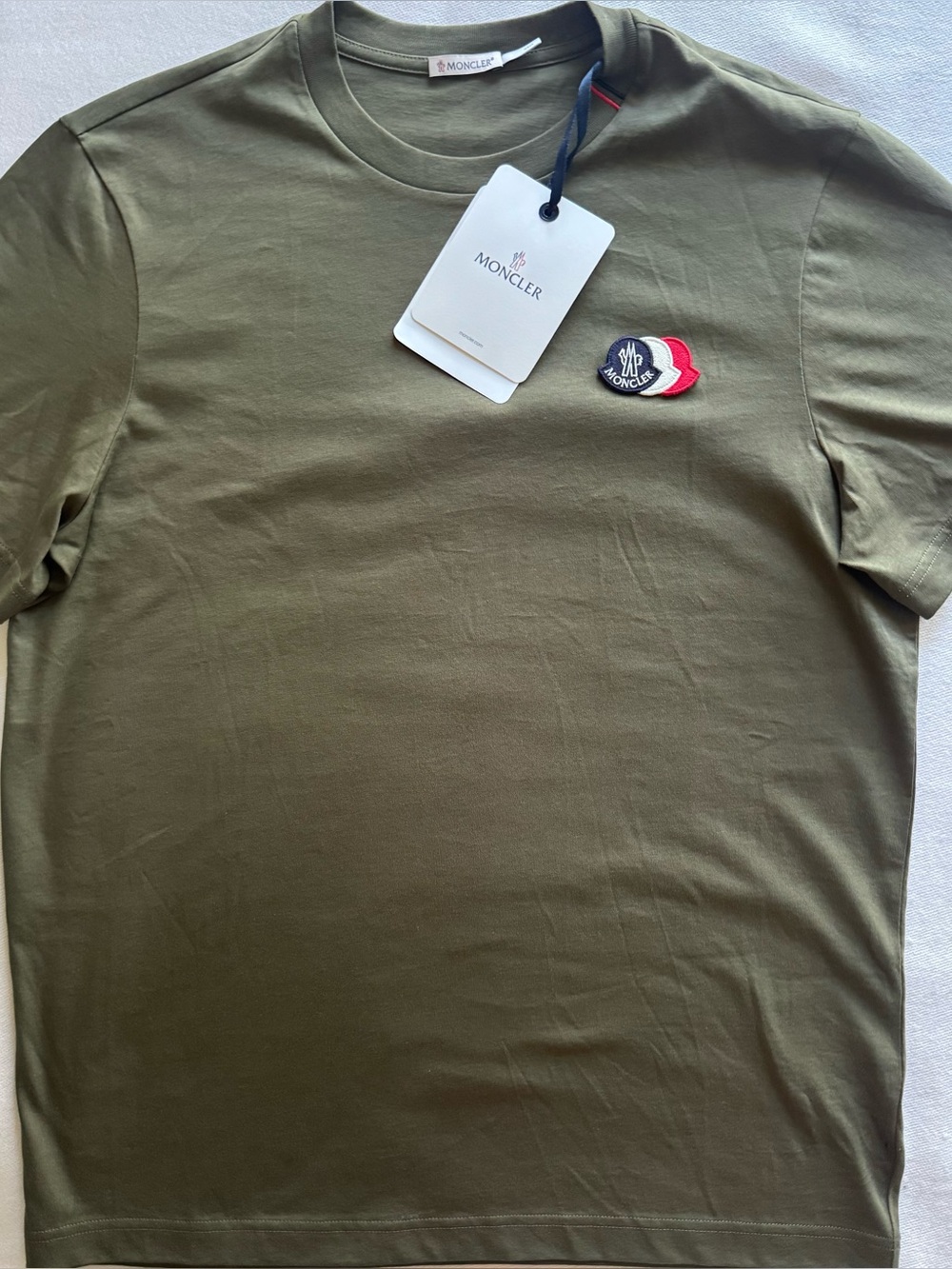 Moncler Olive Green Short-Sleeve Crewneck with Tricolor Logo Patch, size “L“,NWT
